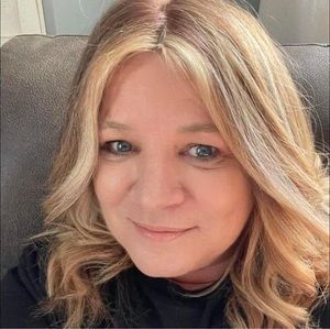 Meet your Posher, Jodi